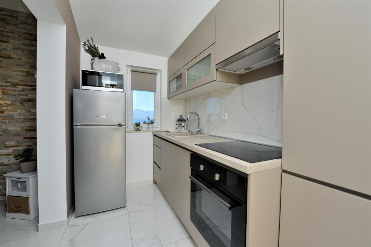 Apartmani Laura Vir Exterior foto