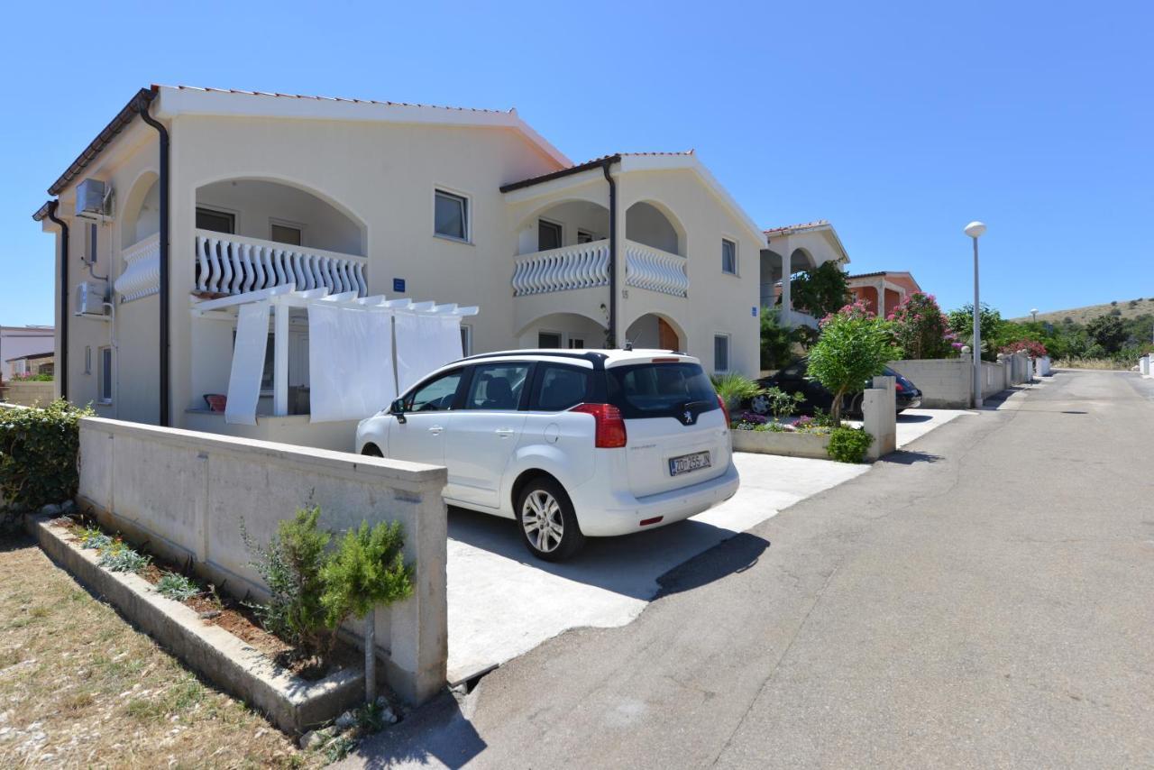 Apartmani Laura Vir Exterior foto